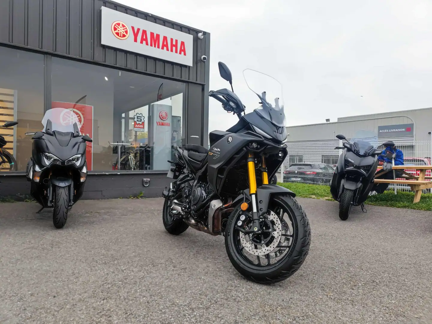 Yamaha Tracer 7 GT Noir - 1