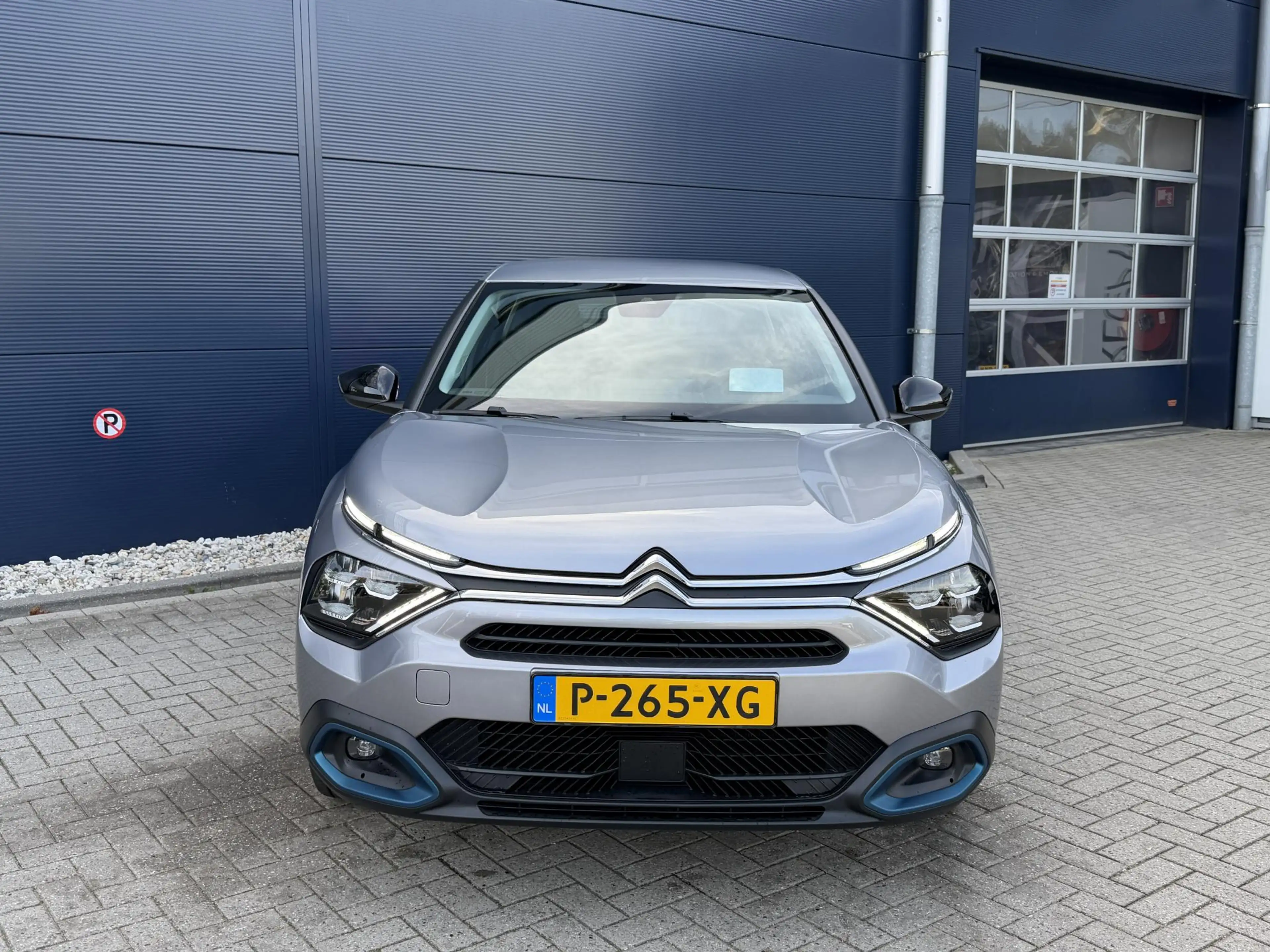 Citroen E-C4 Electric Feel Pack 50 kWh Navigatie | Climate Control | HUD — photo 2
