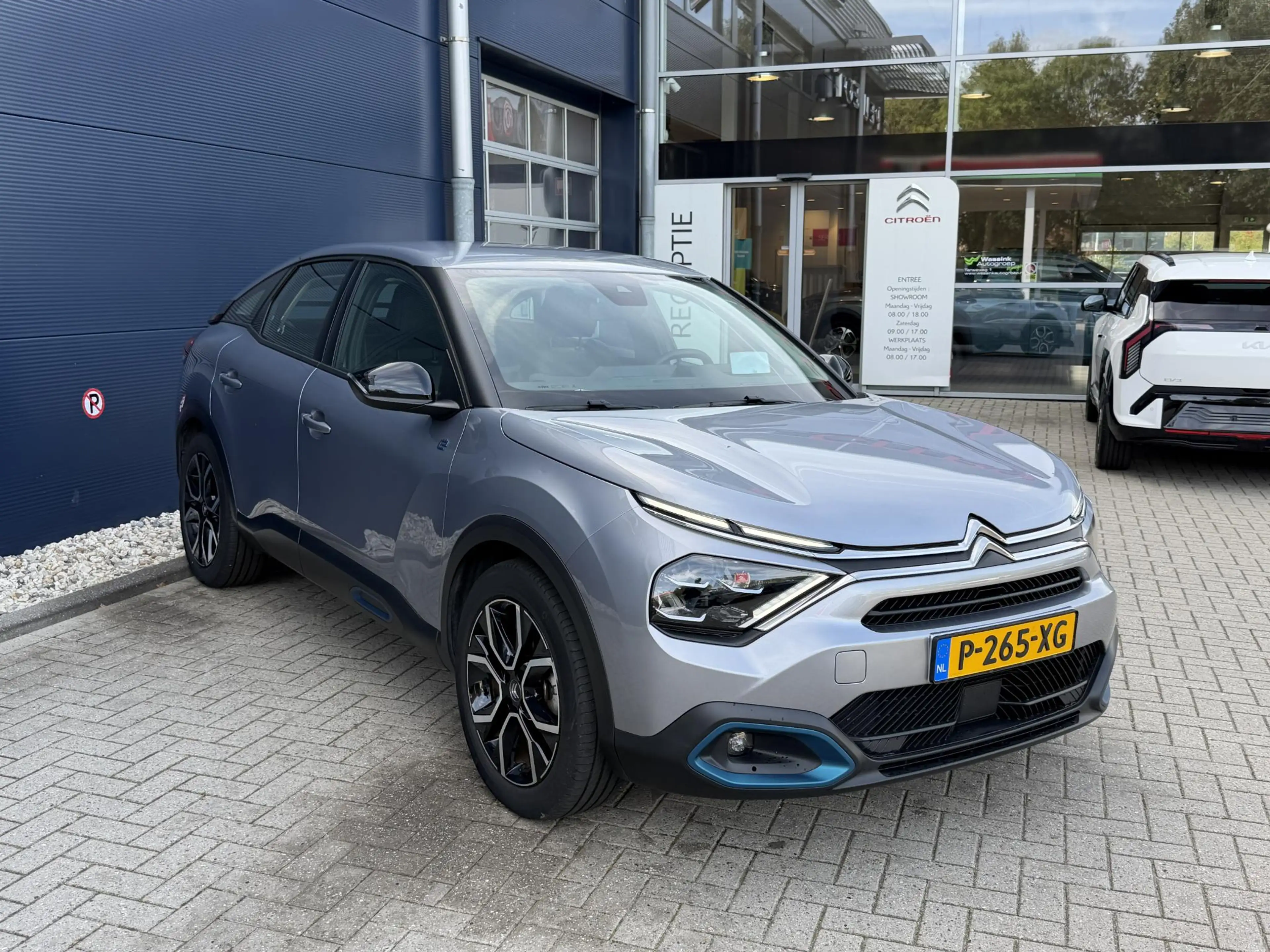 Citroen E-C4 Electric Feel Pack 50 kWh Navigatie | Climate Control | HUD — photo 3