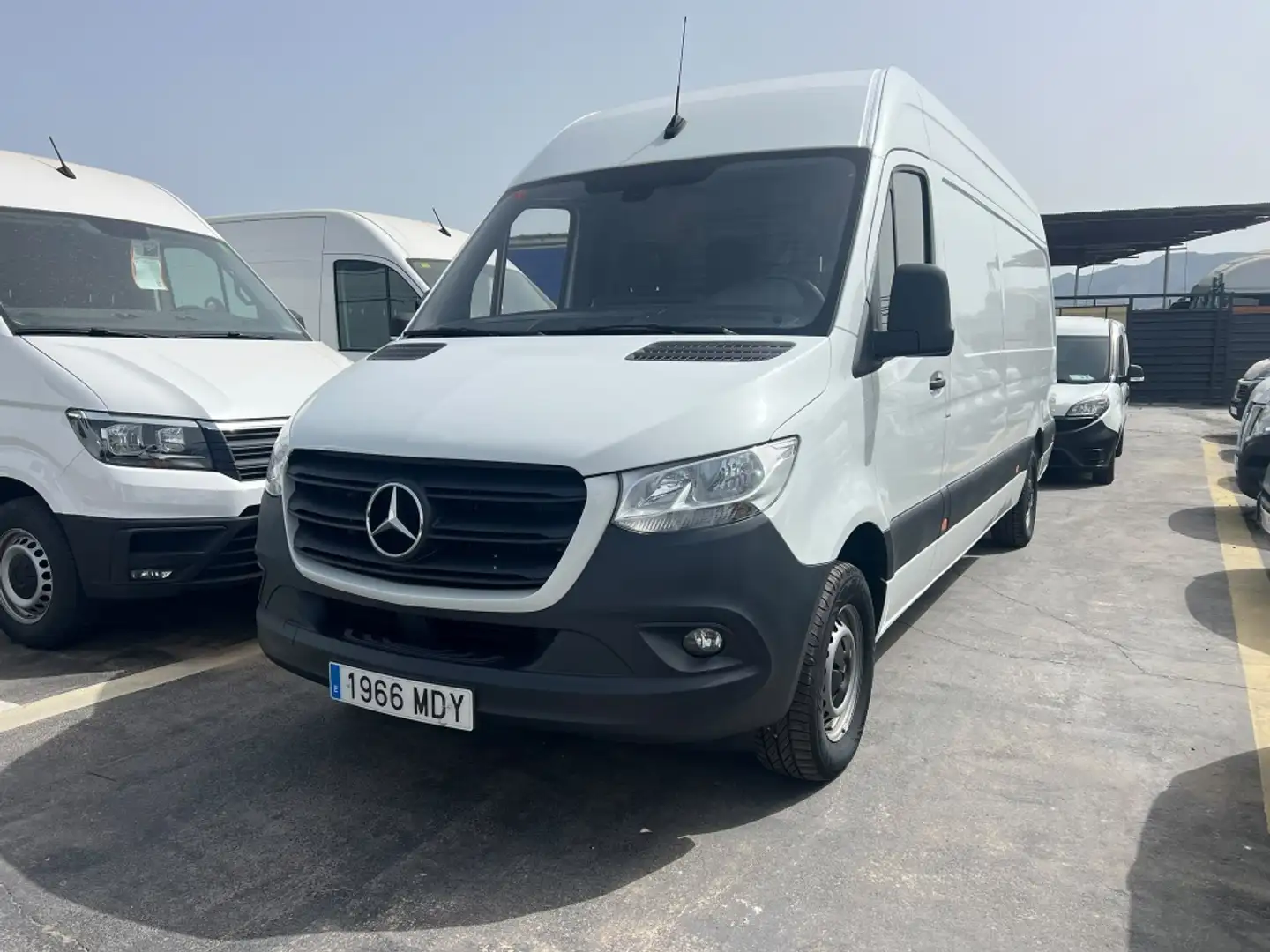 Mercedes-Benz Sprinter Furgón 315CDI Extralargo T.E. tT Blanco - 1