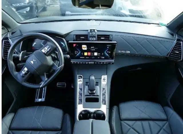DS Automobiles DS 7 Crossback view 6