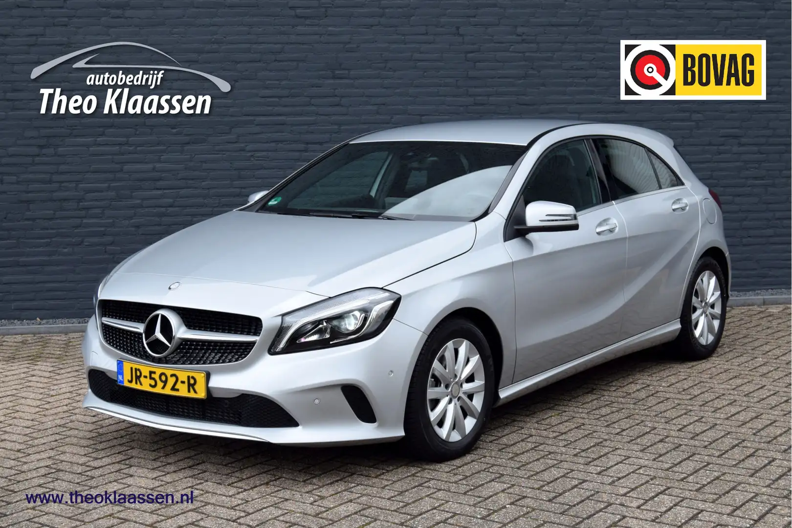 Mercedes-Benz A 180 Ambition Sport Navigator Cool Grau - 1