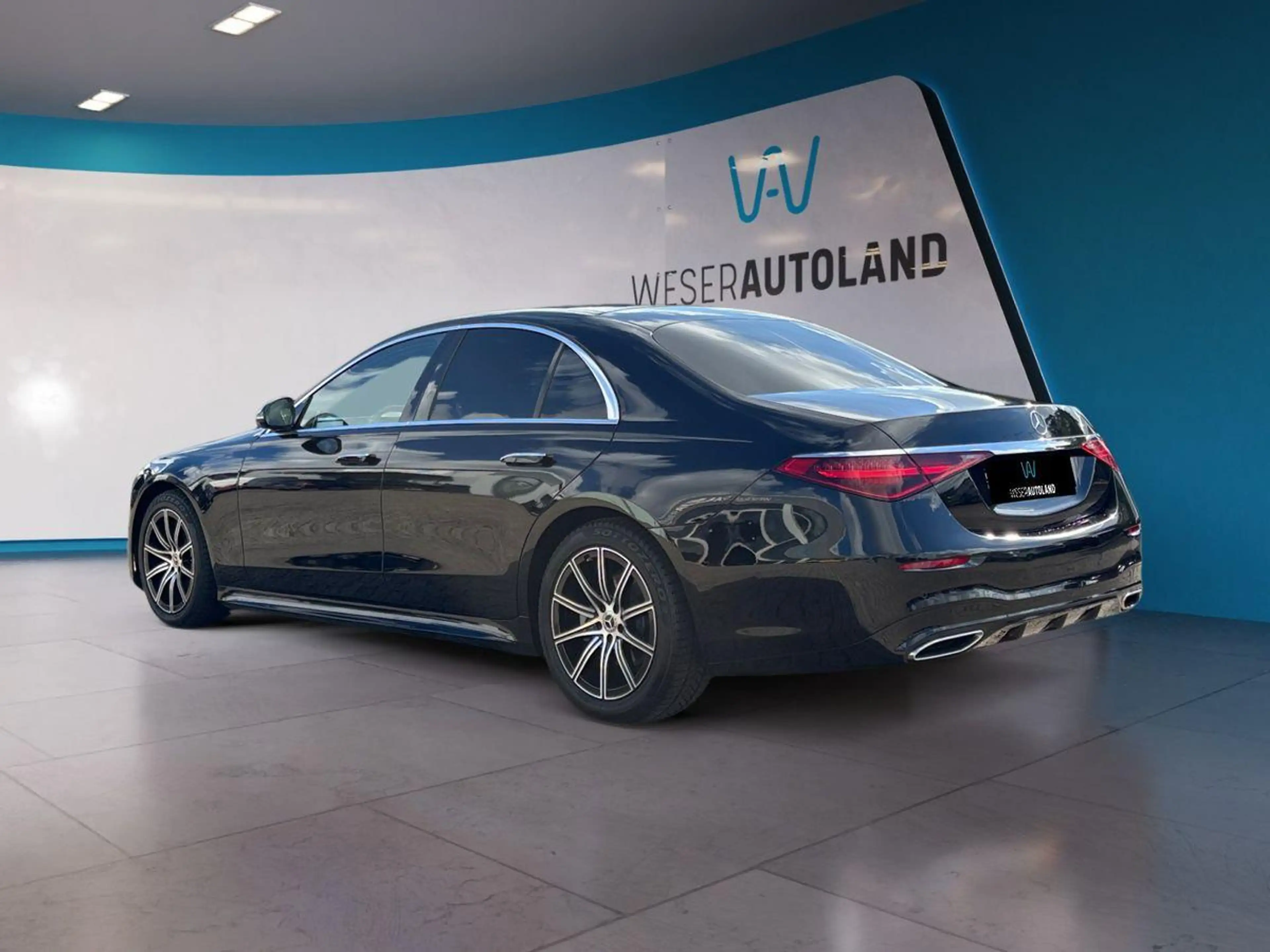 Mercedes-Benz S 400 D 4M AMG-LINE BURMESTER 4D PANO DIGITAL — photo 3