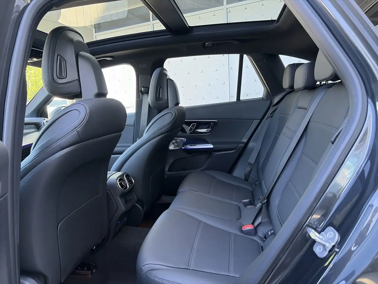 Mercedes-Benz GLC fotografie Mercedes-Benz GLC