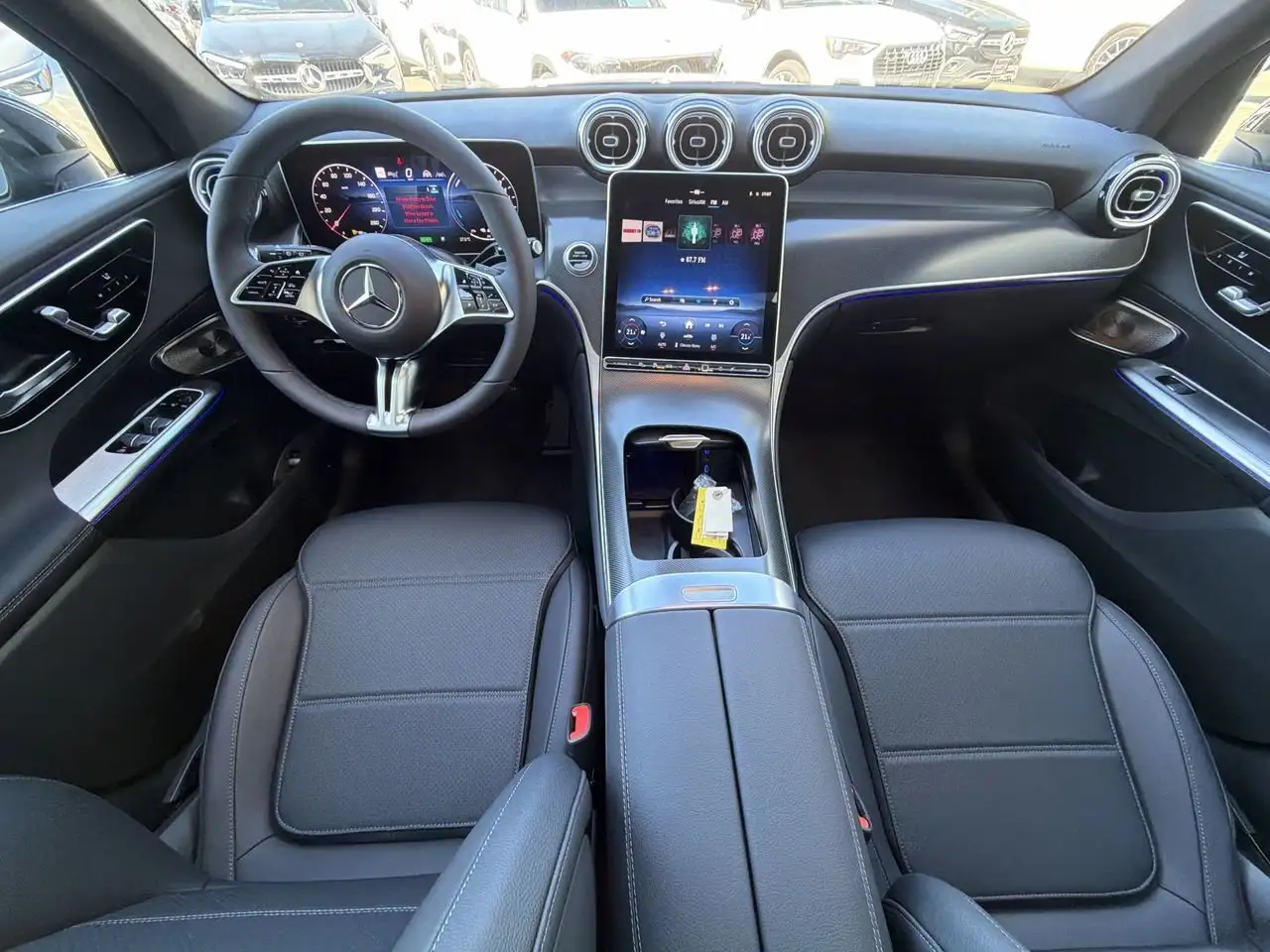 Mercedes-Benz GLC fotografie Mercedes-Benz GLC