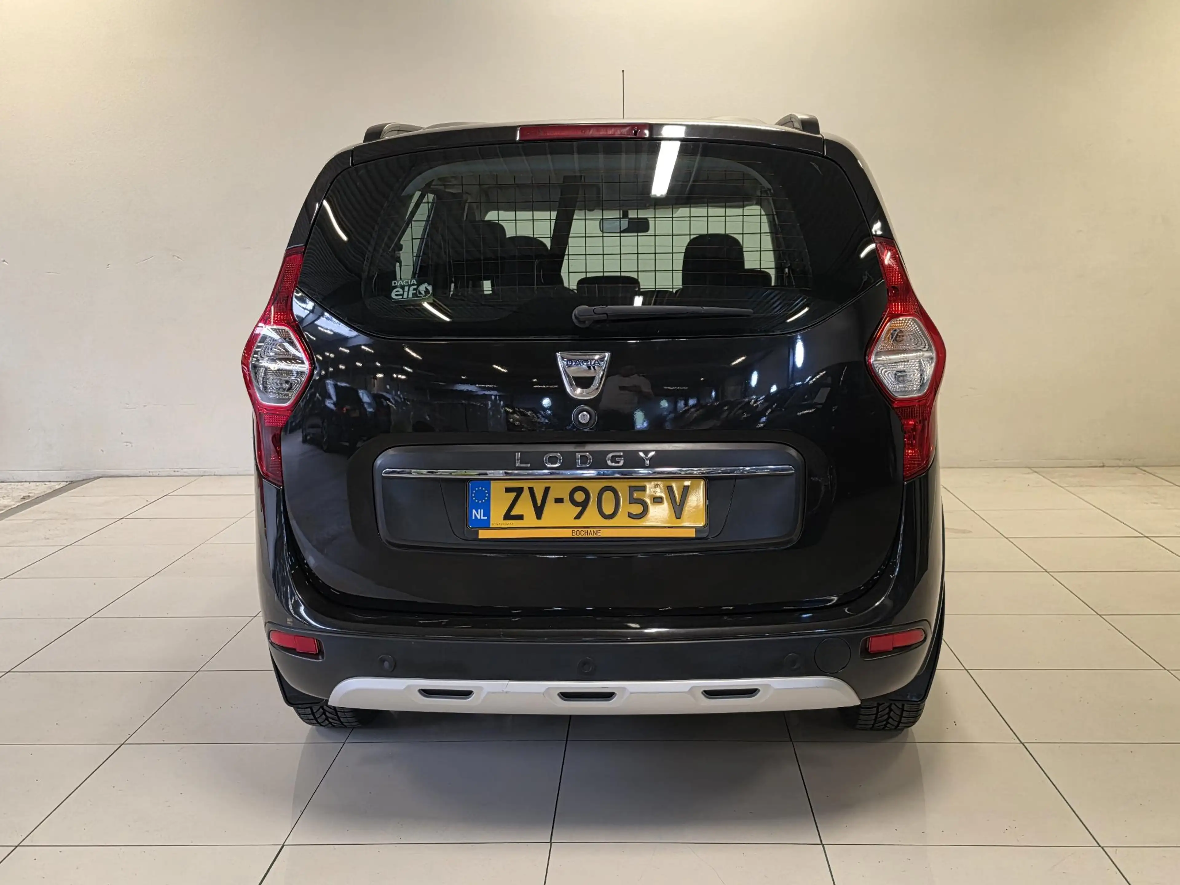 Dacia Lodgy 1.2 TCe Stepway 5p. | Navigatie | Parkeersensoren — photo 19