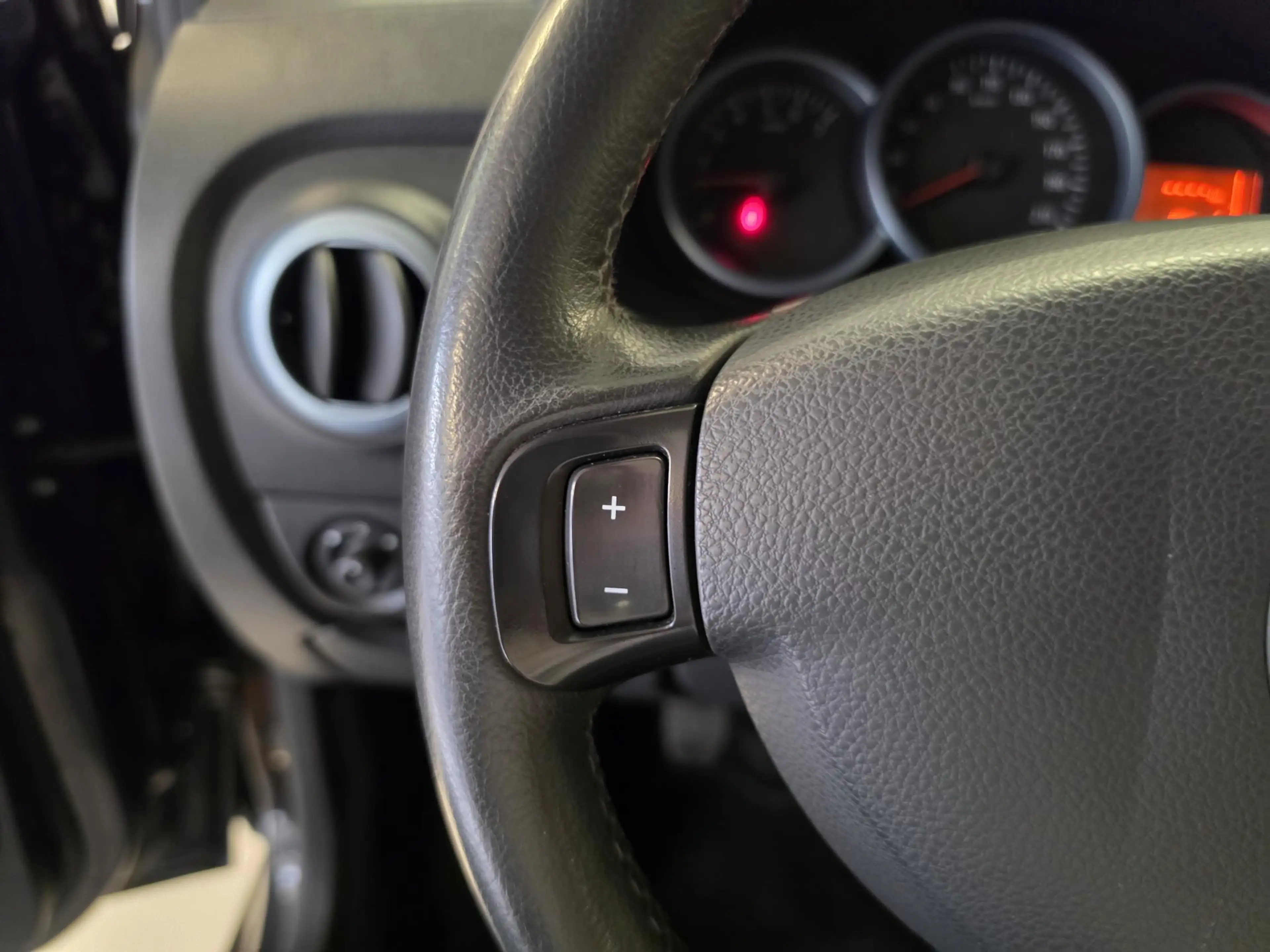 Dacia Lodgy 1.2 TCe Stepway 5p. | Navigatie | Parkeersensoren — photo 4