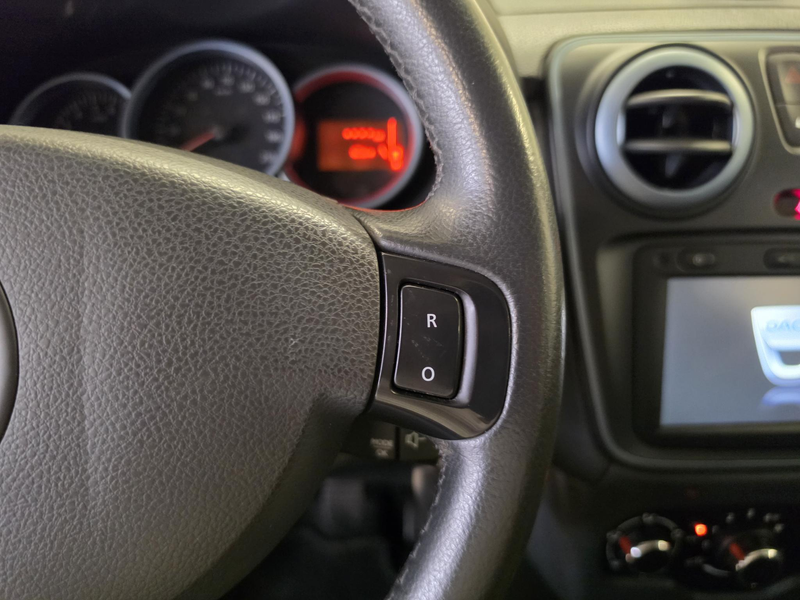 Dacia Lodgy 1.2 TCe Stepway 5p. | Navigatie | Parkeersensoren — photo 21