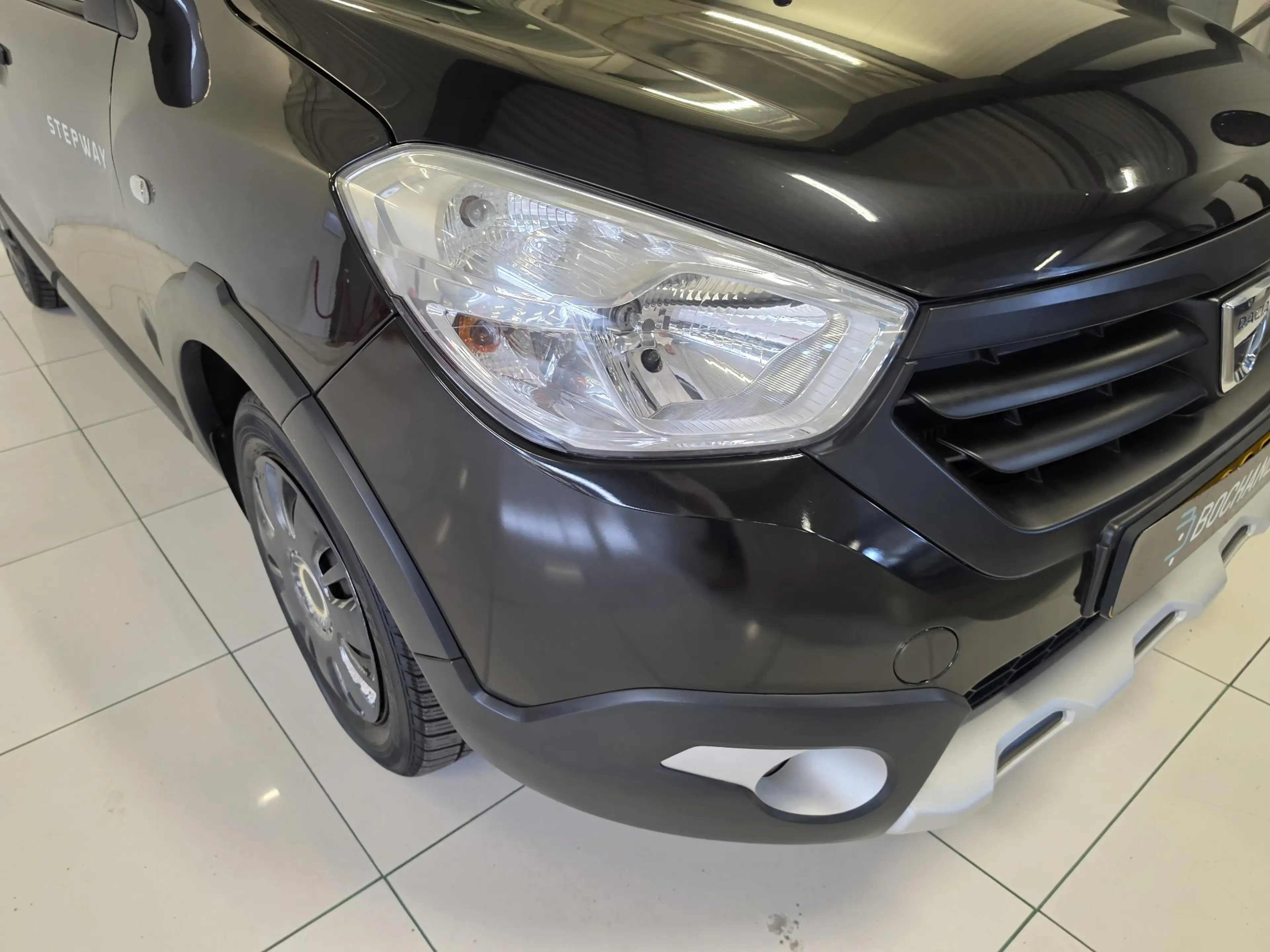 Dacia Lodgy 1.2 TCe Stepway 5p. | Navigatie | Parkeersensoren — photo 24