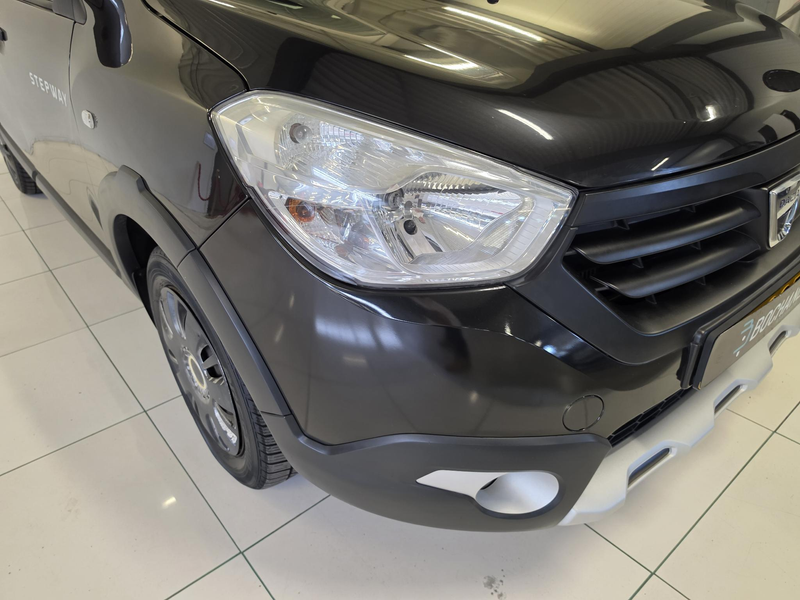 Dacia Lodgy 1.2 TCe Stepway 5p. | Navigatie | Parkeersensoren — photo 24