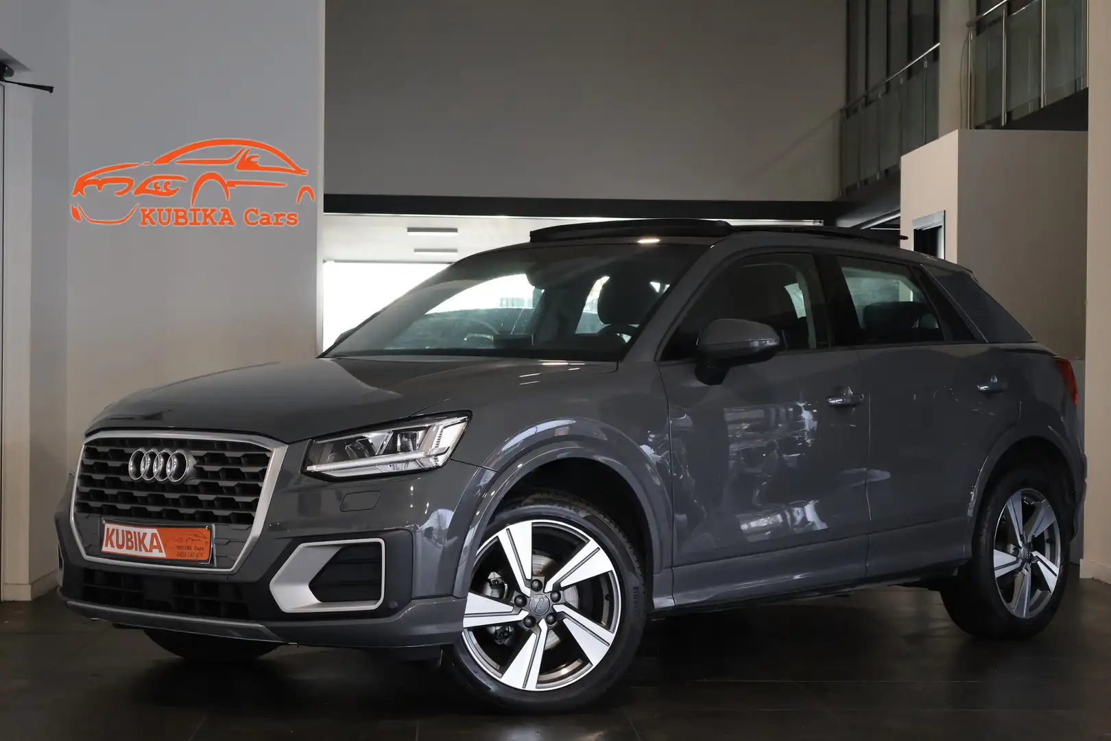 Audi Q2 35 TFSI Navi CruiseC Keyless Navi OpenD Garantie* Grau - 1