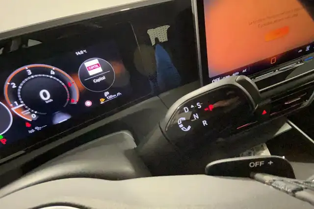 Volkswagen Tiguan view 10