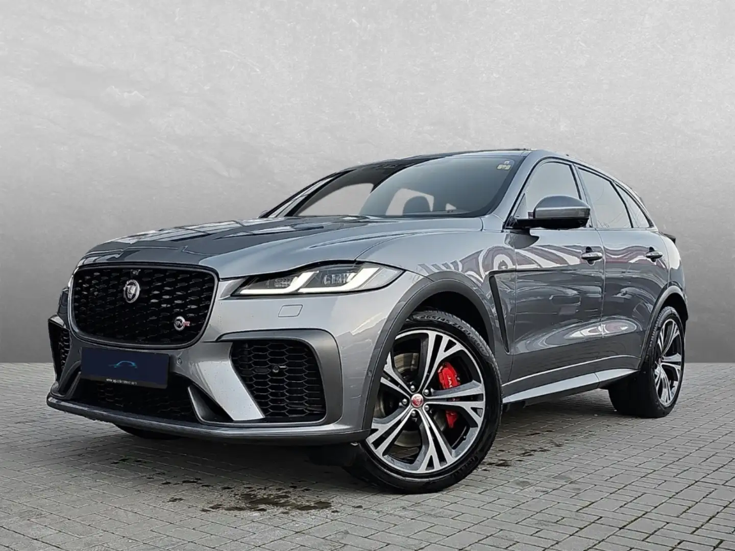 Jaguar F-Pace JAGUAR P550 SVR Grau - 1
