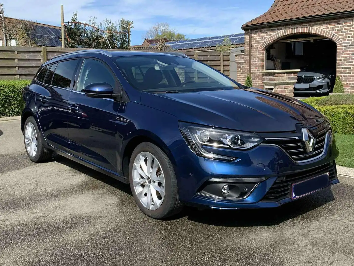 Renault Megane Megane Grandtour Intens TCE 115- GPS - CAM - blauw Bleu - 1