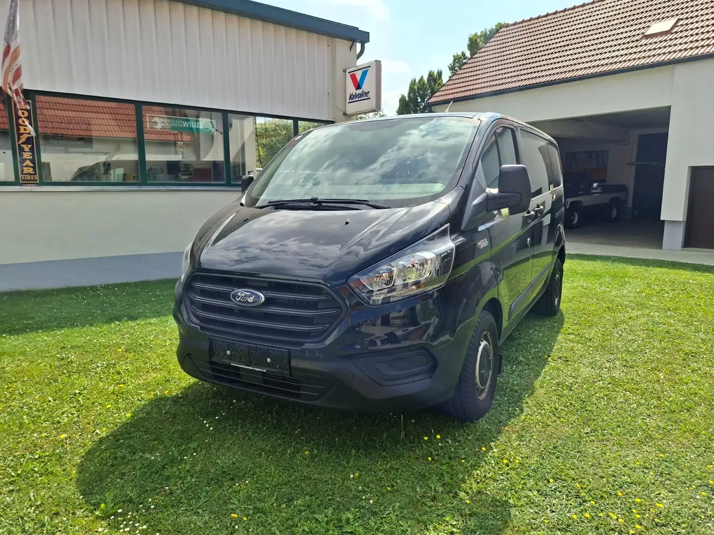 Ford Transit Custom Ambiente - 1