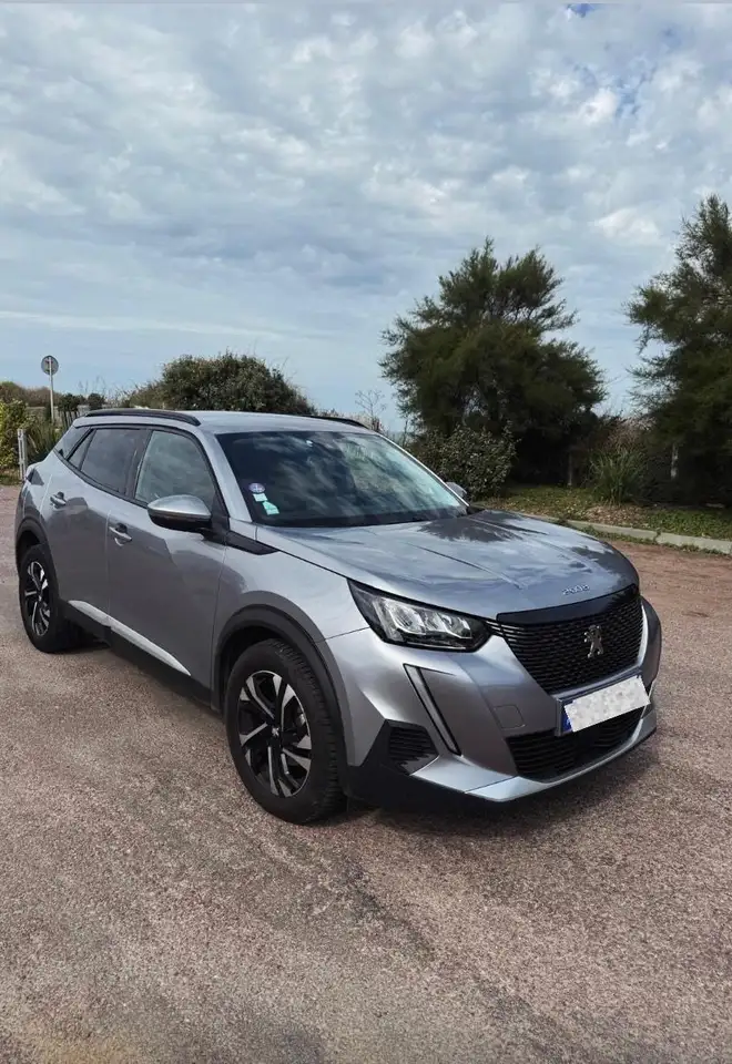 Peugeot 2008 PureTech 100 S\u0026S BVM6 Active