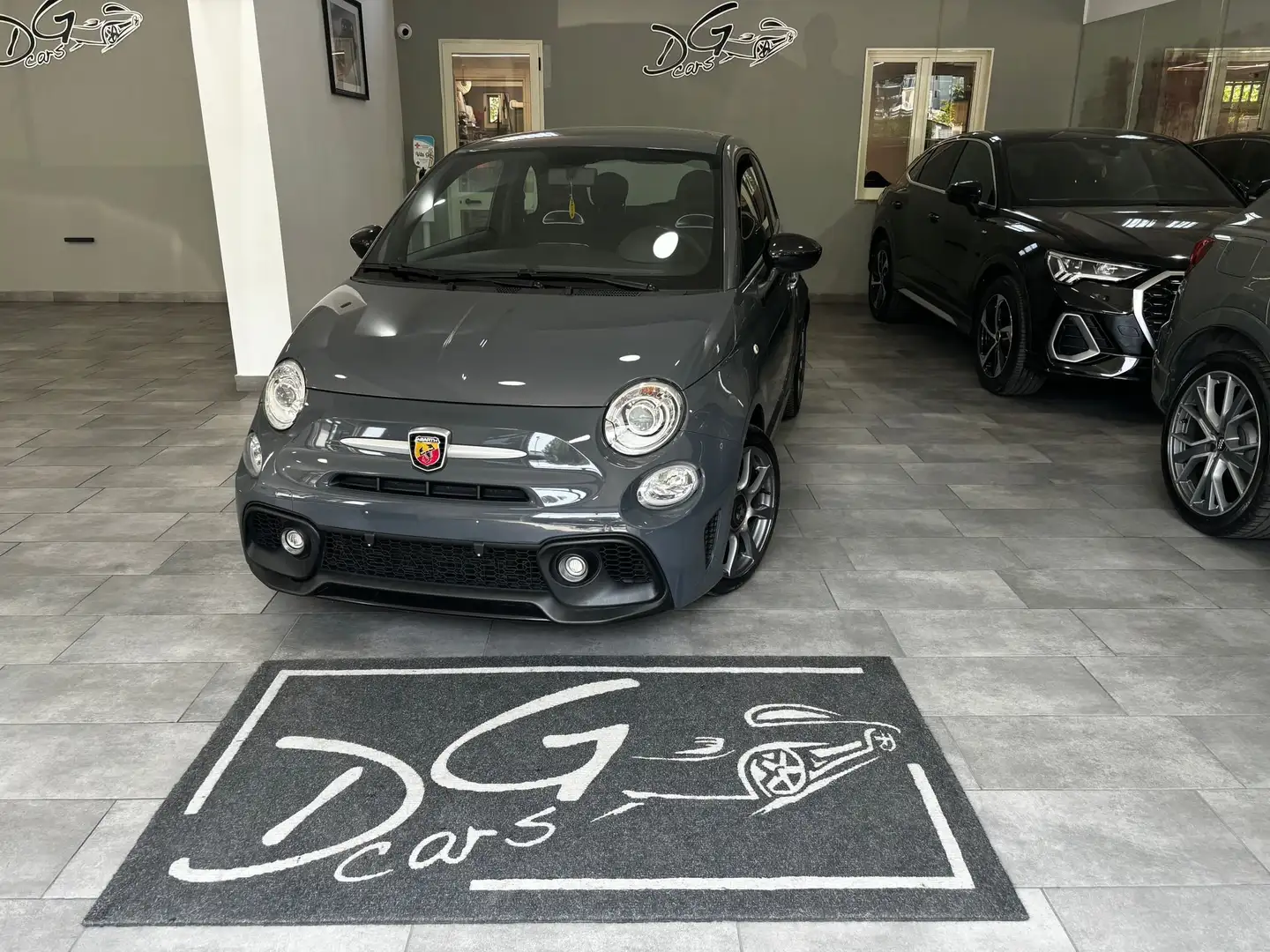 Abarth 595 70TH ANNIVERSARIO 1.4 TURBO T-JET BEATS-NAVI Grigio - 1