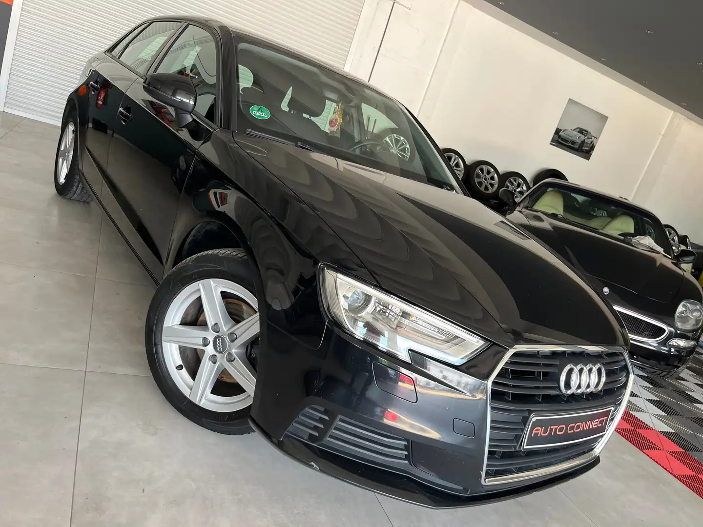 Audi A3 *BT AUTO*CLIM*NAVI*RADAR*JANTES*VENTE MARCHAND* Black - 1
