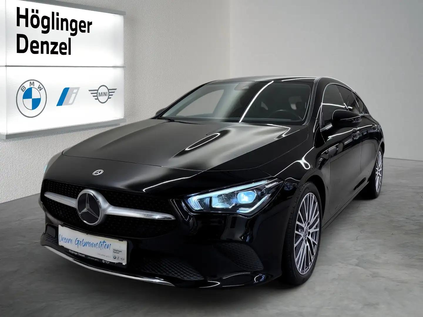 Mercedes-Benz CLA 200 d Shooting Brake Schwarz - 1