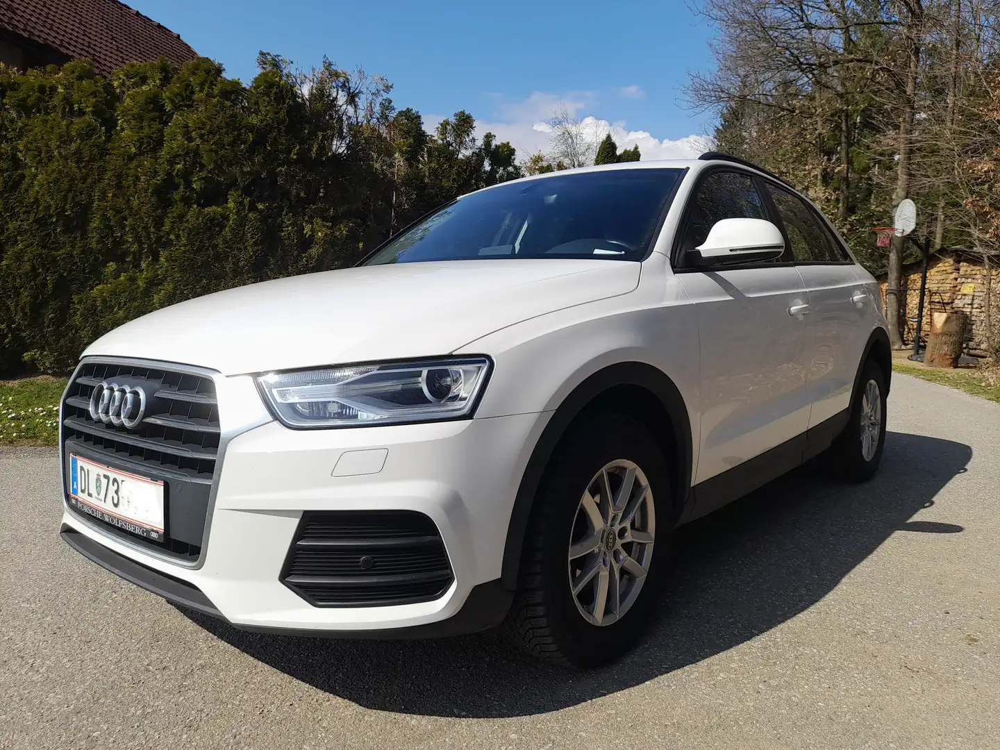 Audi Q3 2,0 TDI intro/Facelift Weiß - 1