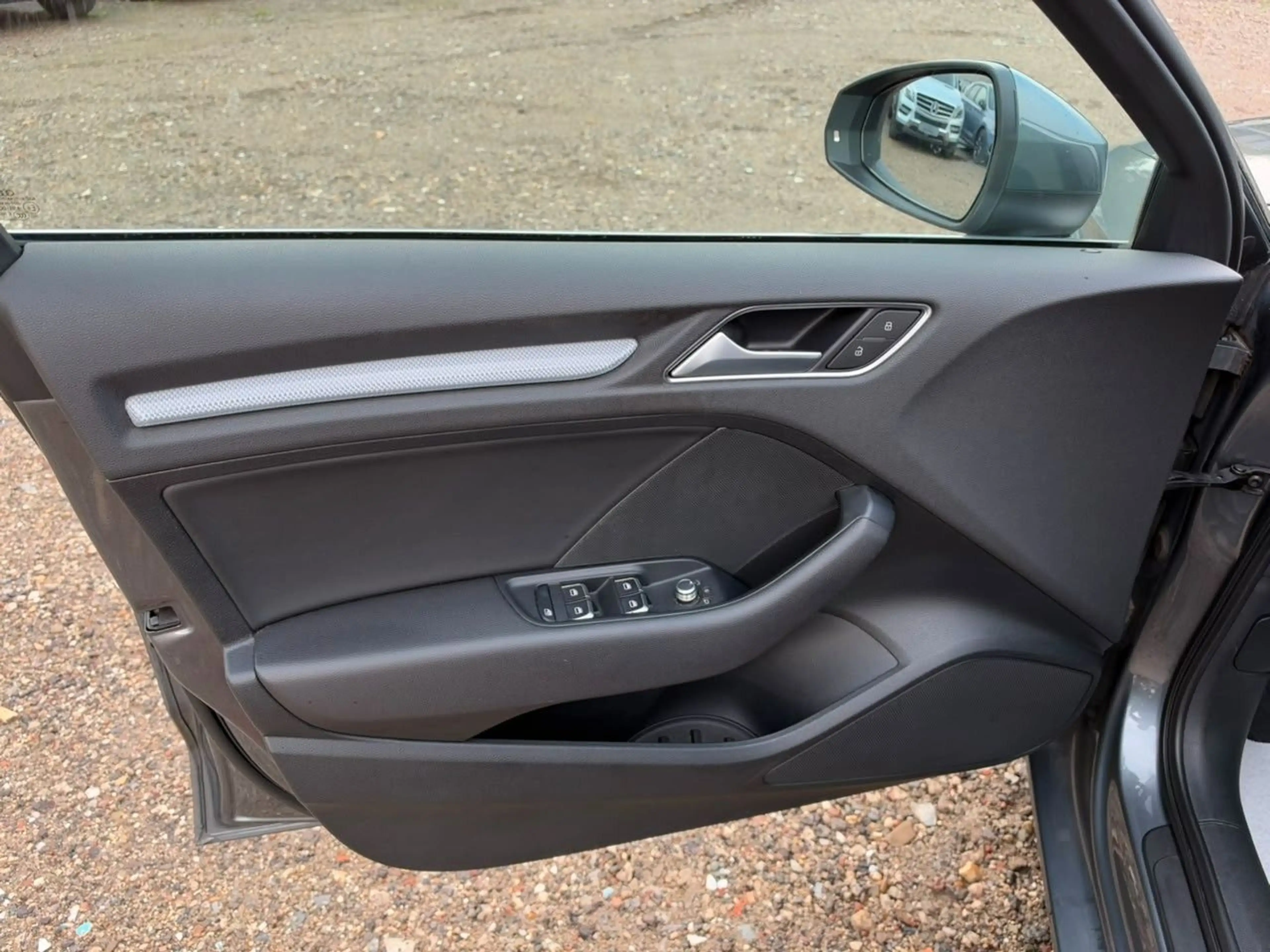 Audi A3 2.0 TDI Ambition Klimaautomatik Navi PDC — photo 13