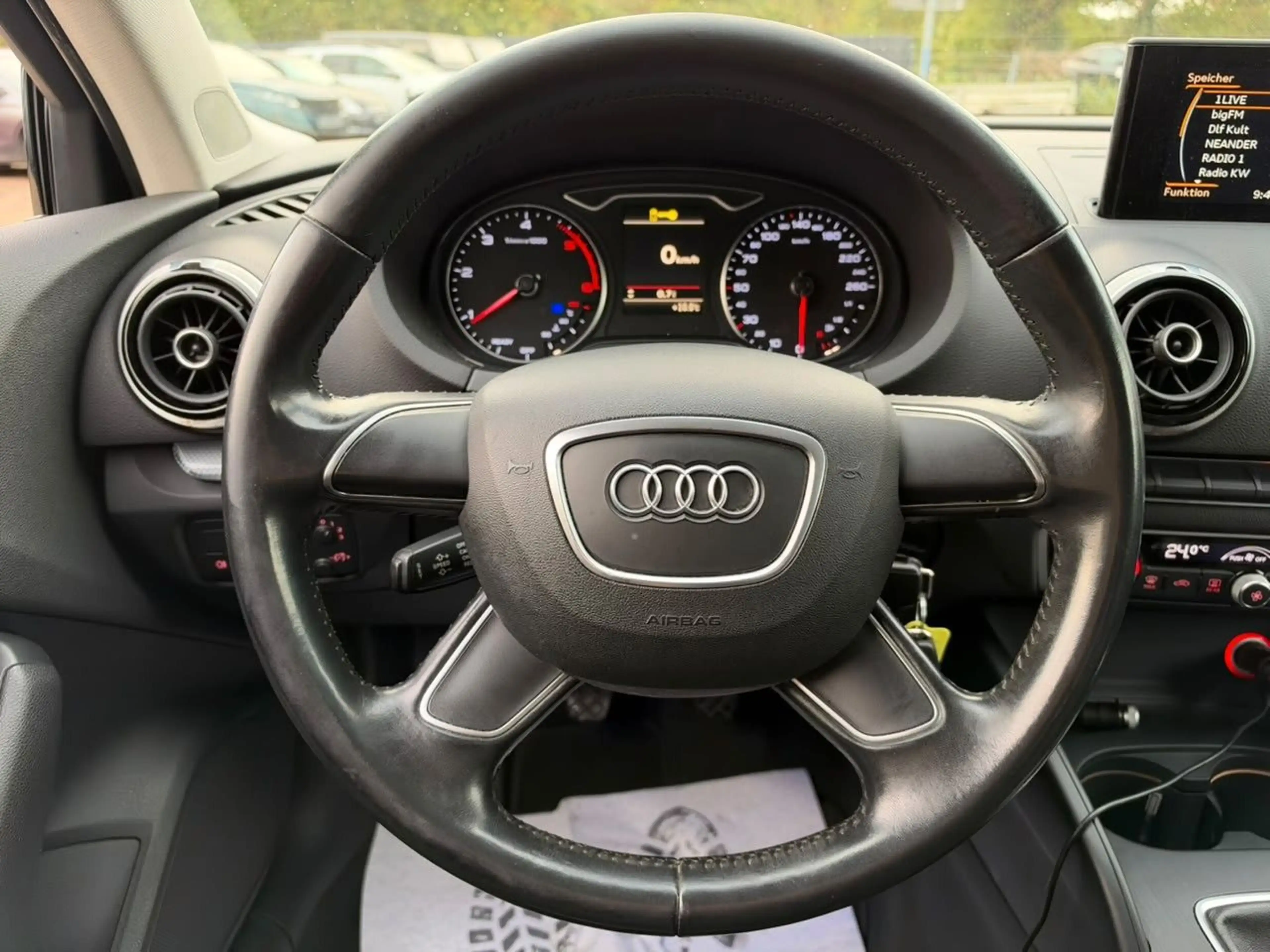 Audi A3 2.0 TDI Ambition Klimaautomatik Navi PDC — photo 22