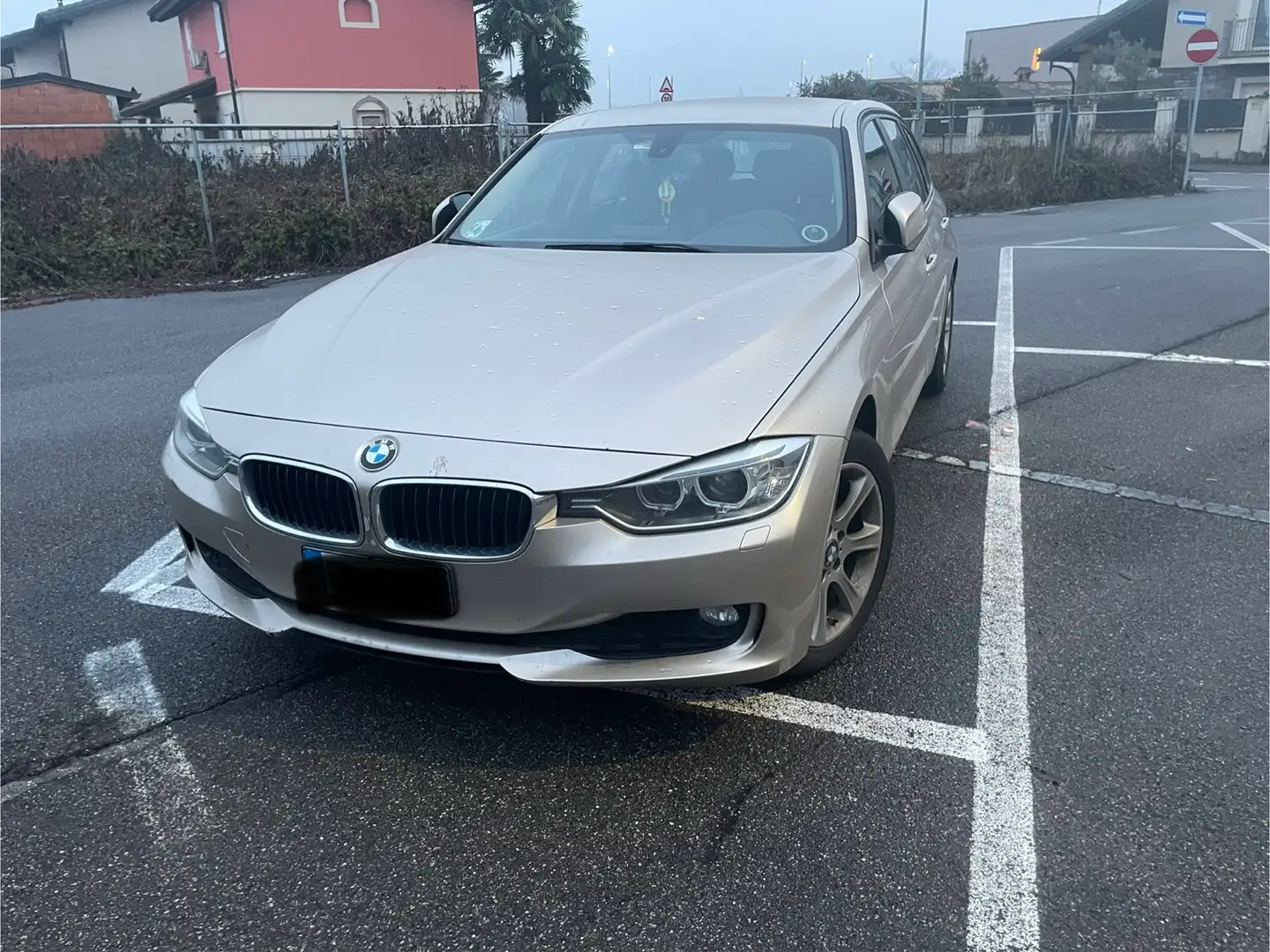 BMW 320 320d Touring Business auto - 1