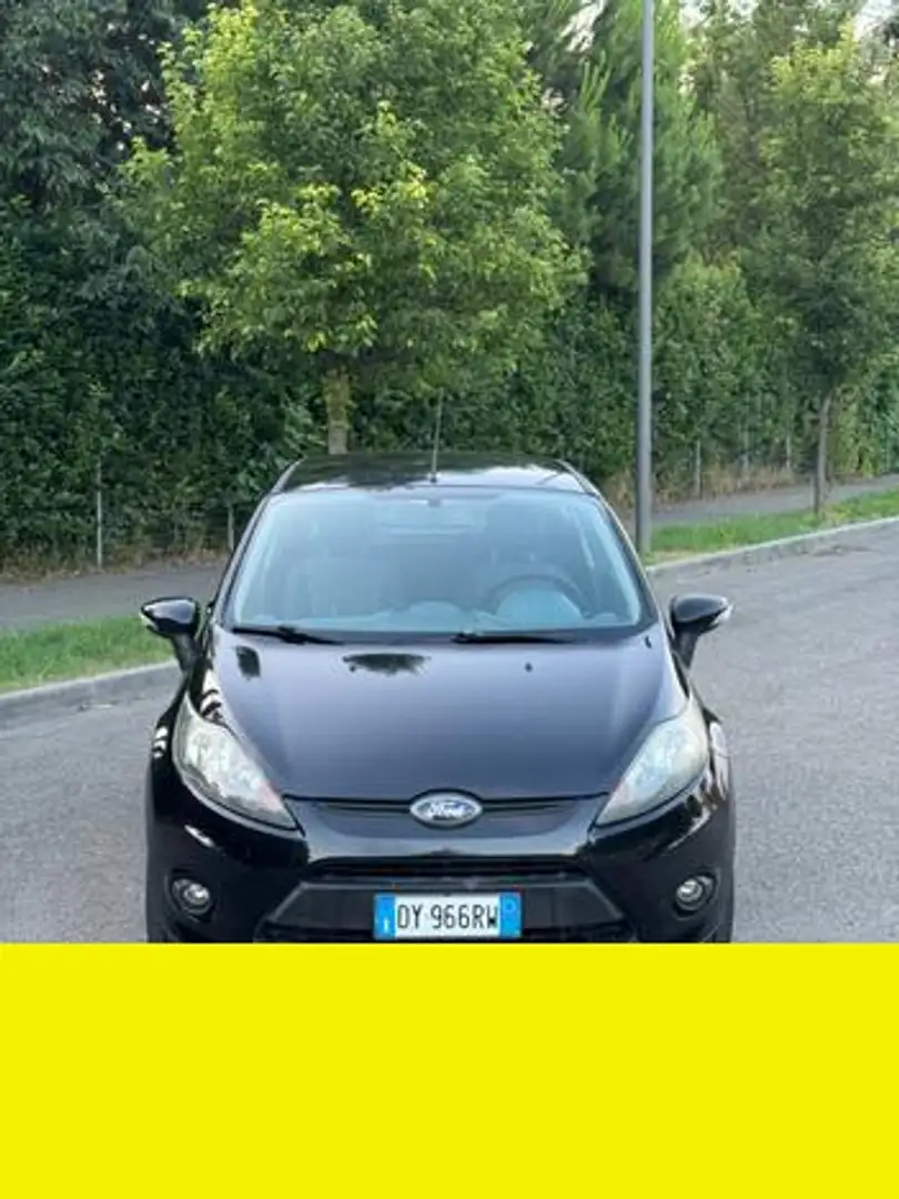 Ford Fiesta - 2