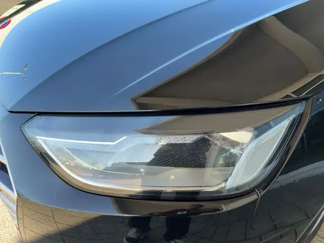 Audi A4 view 15