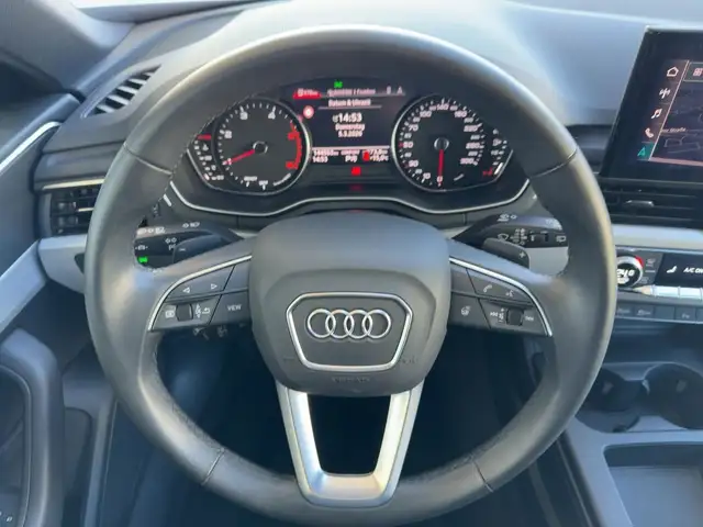 Audi A4 view 10