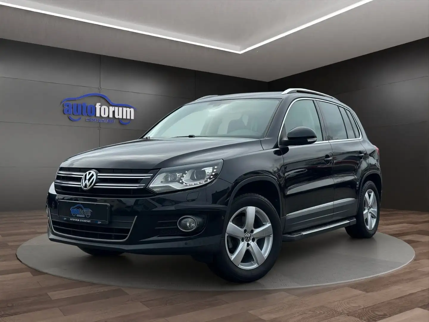 Volkswagen Tiguan Sport & Style 4M AHK°BI-XENON°NAVI°SHZ Schwarz - 1