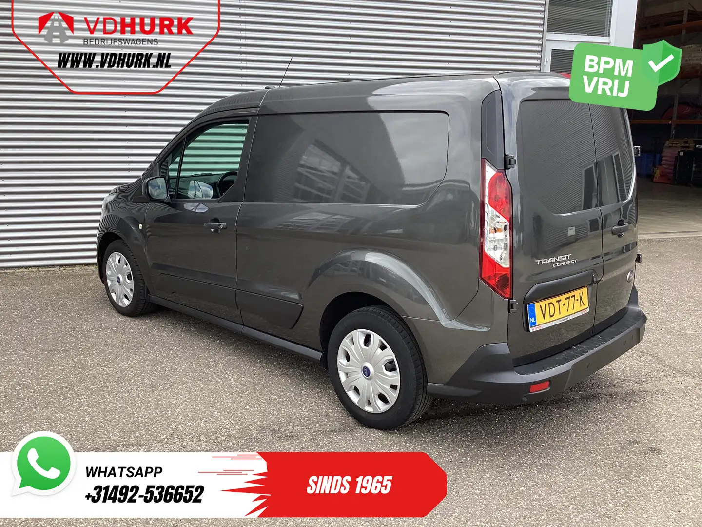 Ford Transit Connect 1.0 100 pk BENZINE Trend BPM VRIJ! NL Auto/ Carpla Grijs - 2