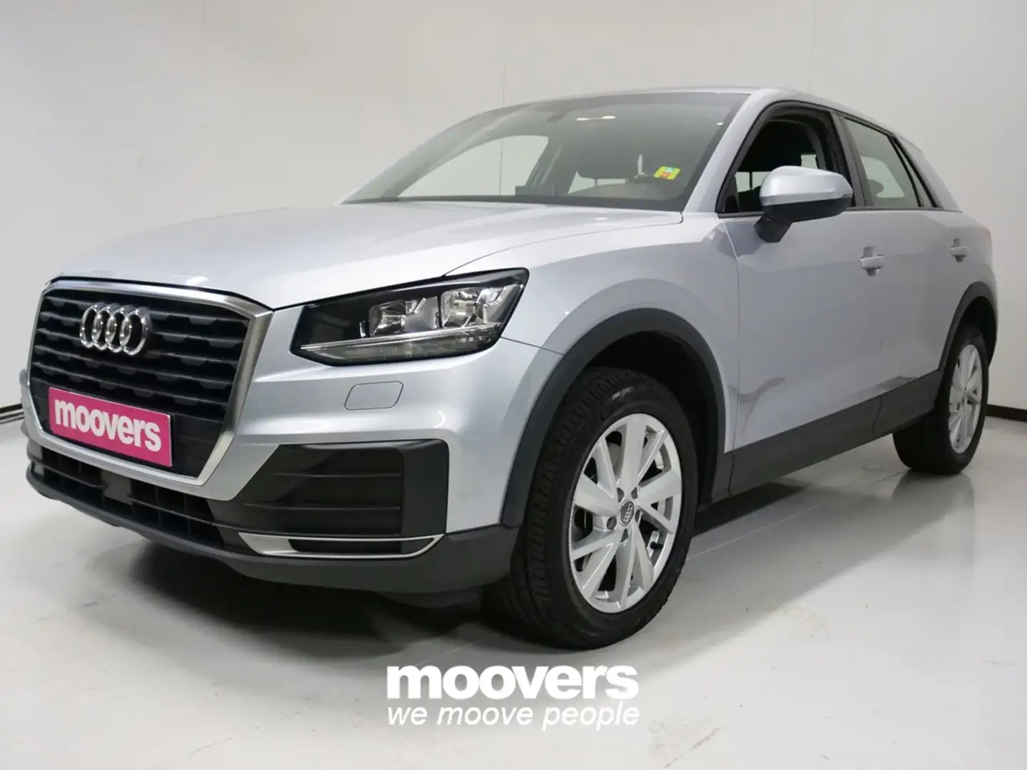 Audi Q2 30 TDI S tronic Business Grau - 1