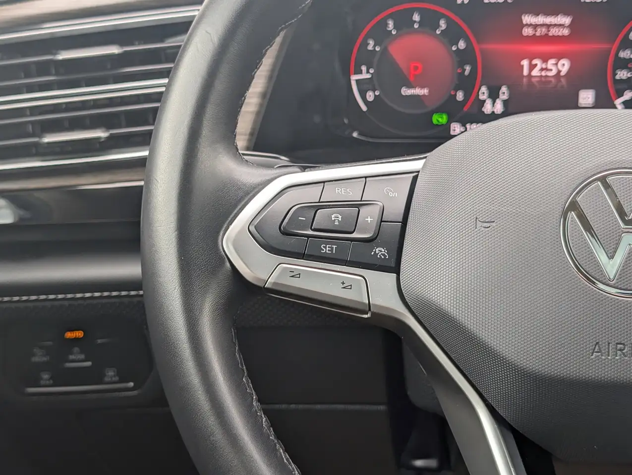 Volkswagen Atlas снимка Volkswagen Atlas