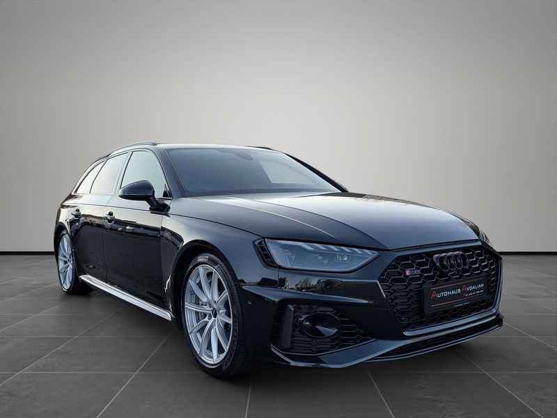 Audi RS4 Avant 2.9 TFSI qu. KERAMIK|CARBON|PANO|360° — photo 7