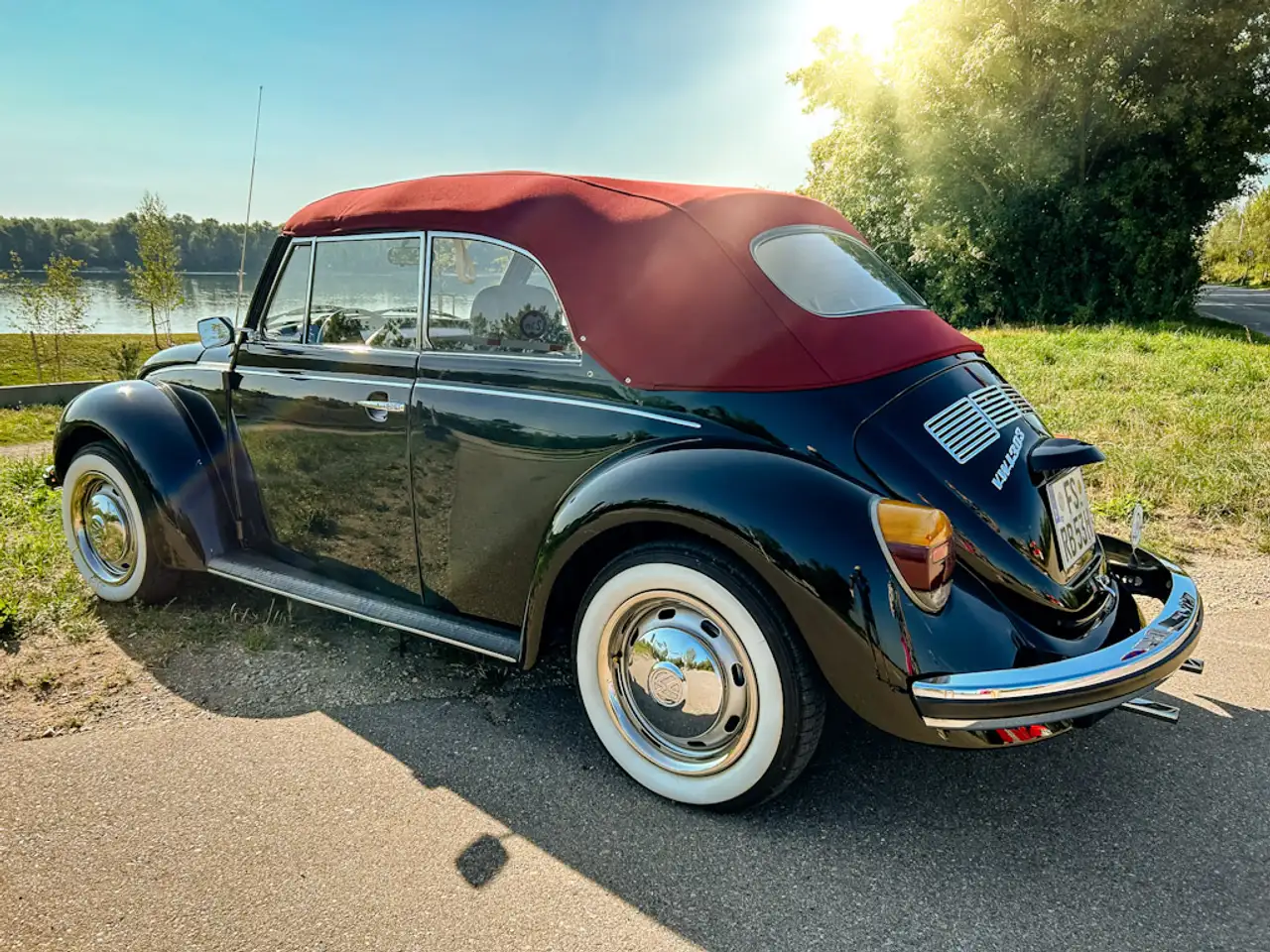 Volkswagen Käfer Cabrio 1303, foto 2