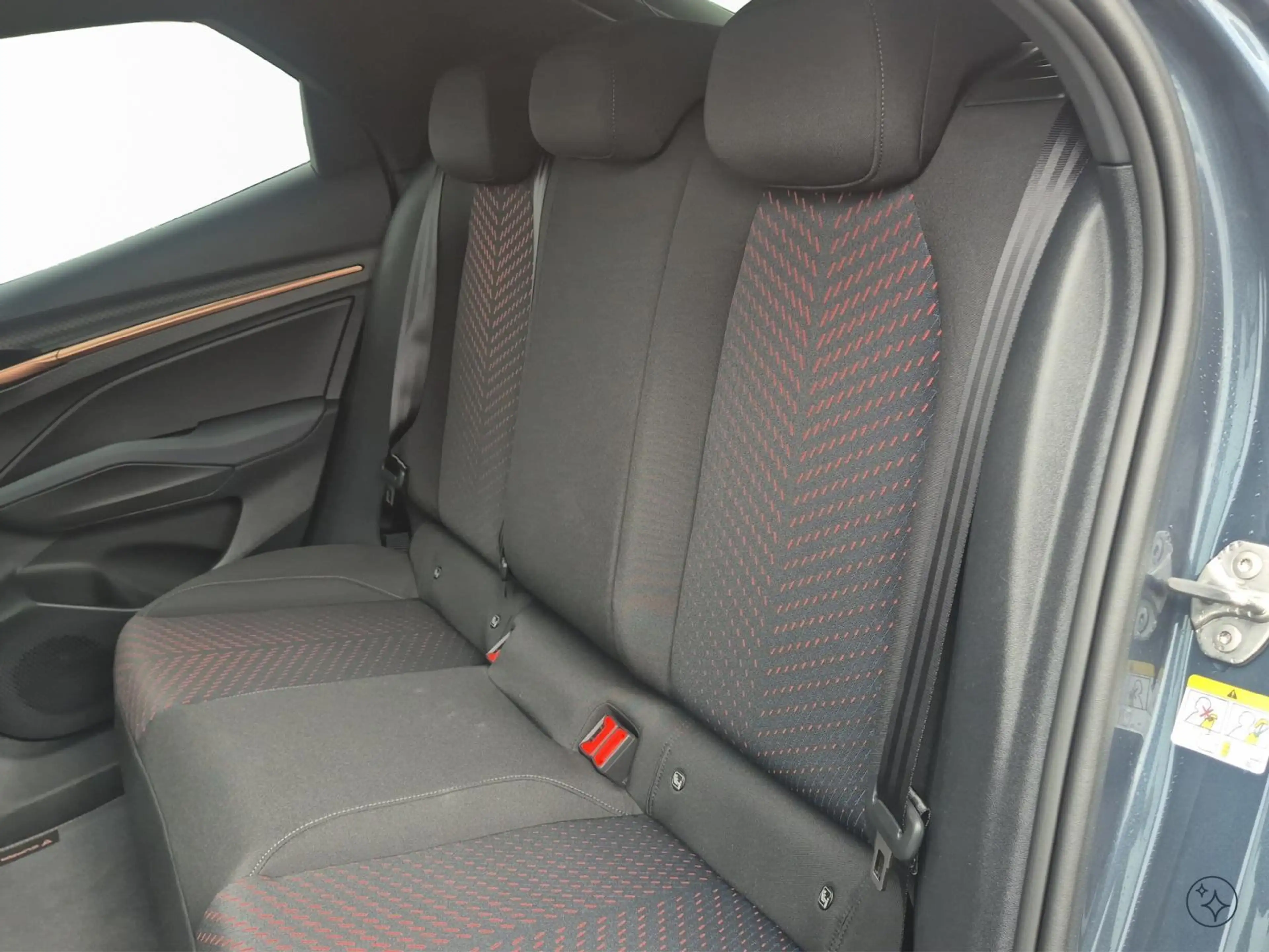 CUPRA Raval Endurance — photo 17