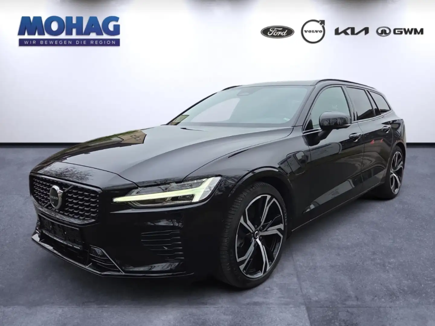 Volvo V60 Plus Dark Plug-In Hybrid AWD T6 AHK Panorama 360Gr Nero - 1