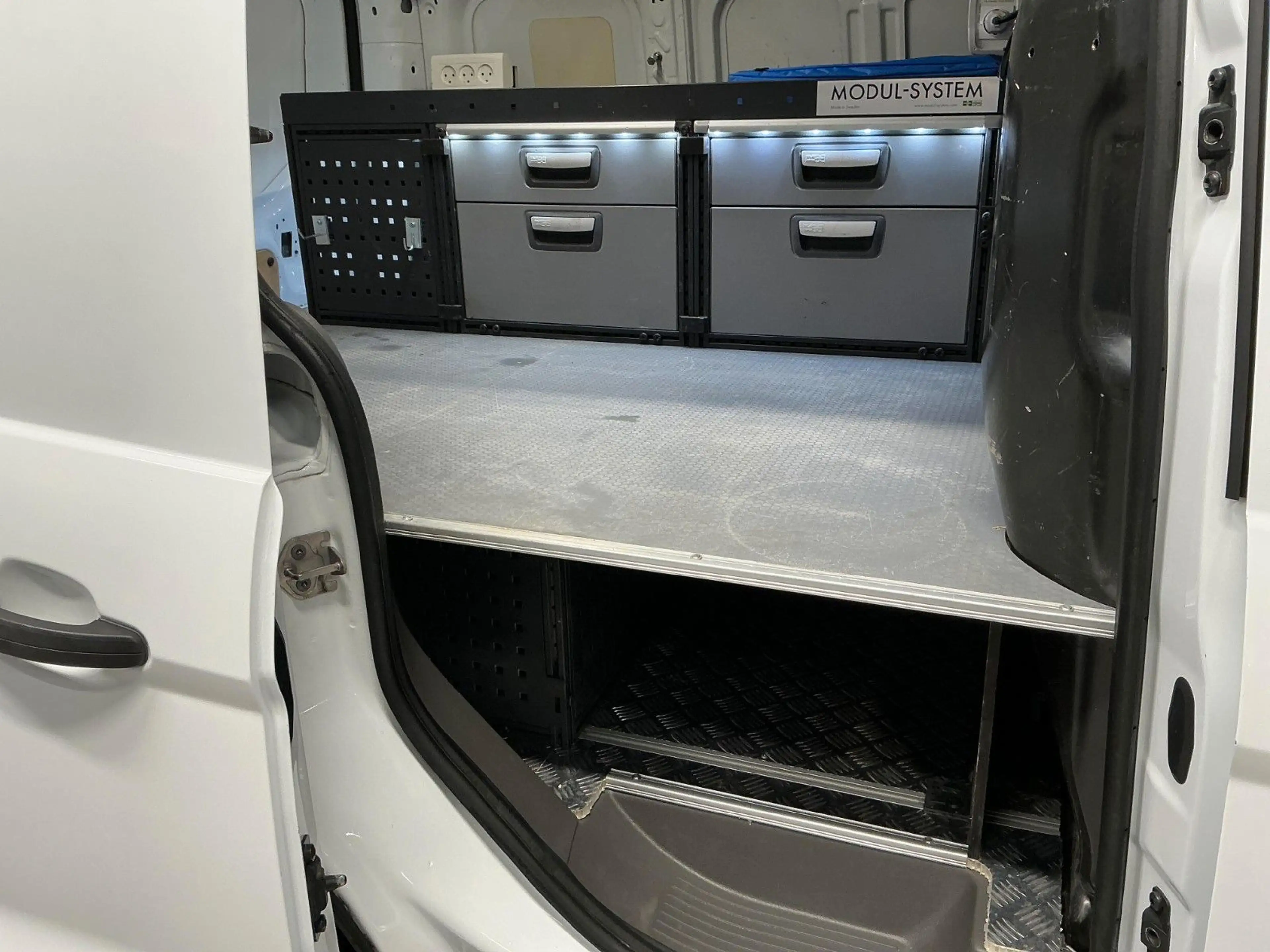 Ford Transit Connect 1.5TDCi*Regale*H.Flügeltür*Kamer — photo 10