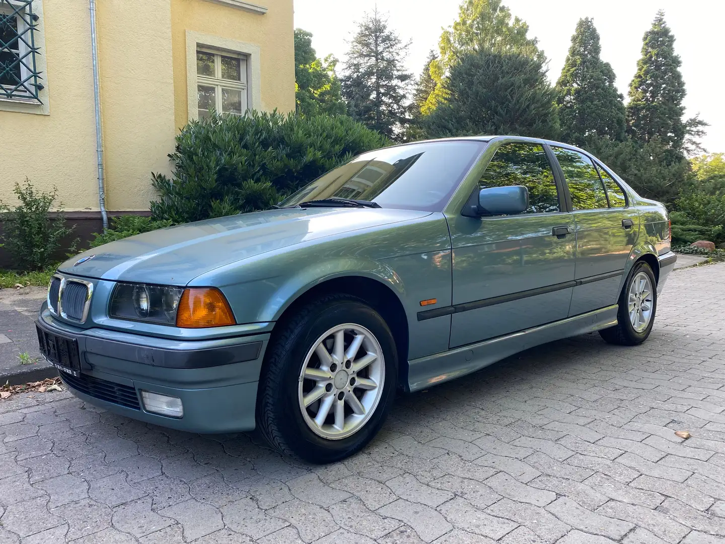 BMW 323 3er 323i Grün - 1