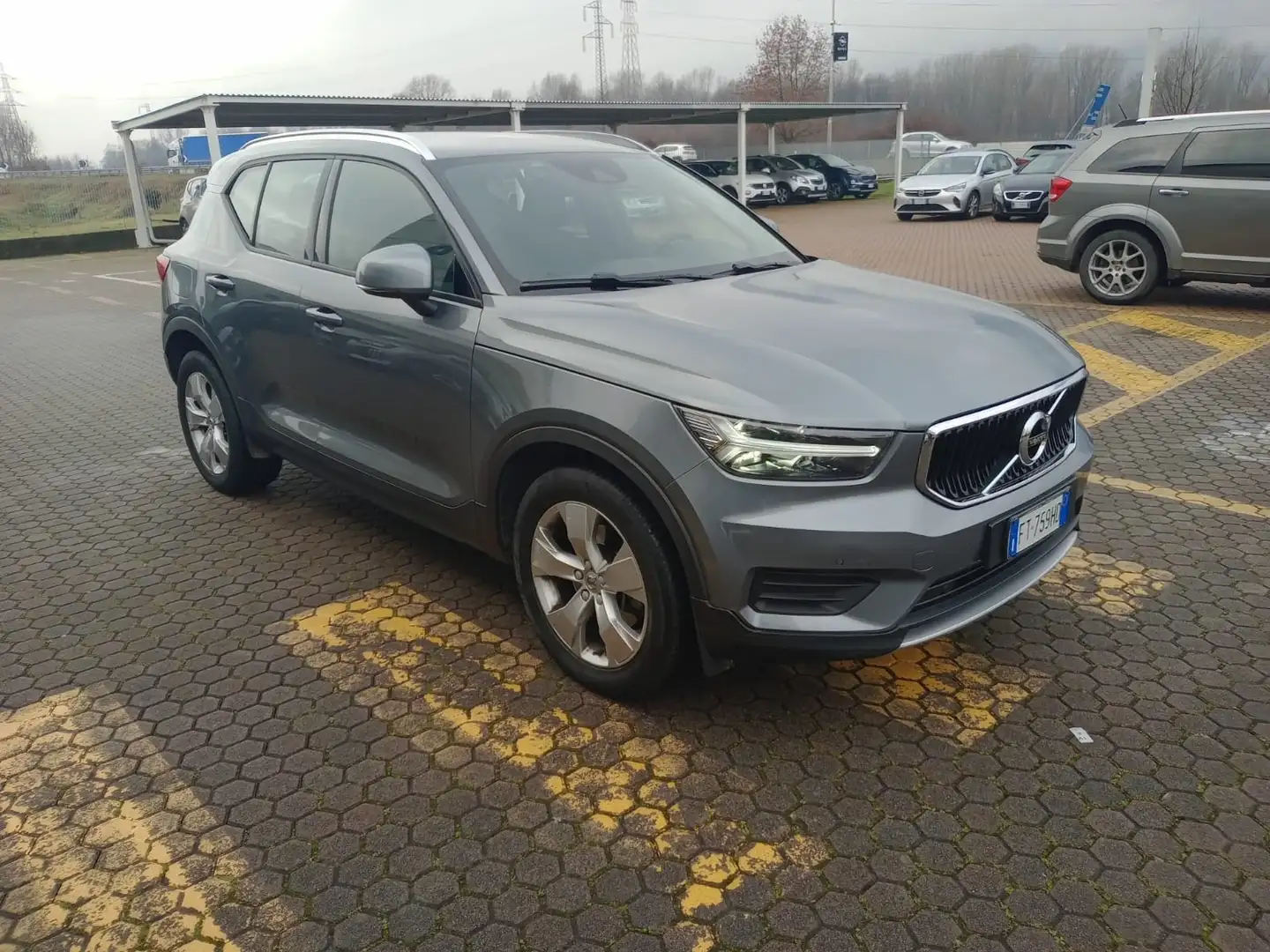 Volvo XC40 XC40 2.0 t5 Momentum awd geartronic my20 Grigio - 2