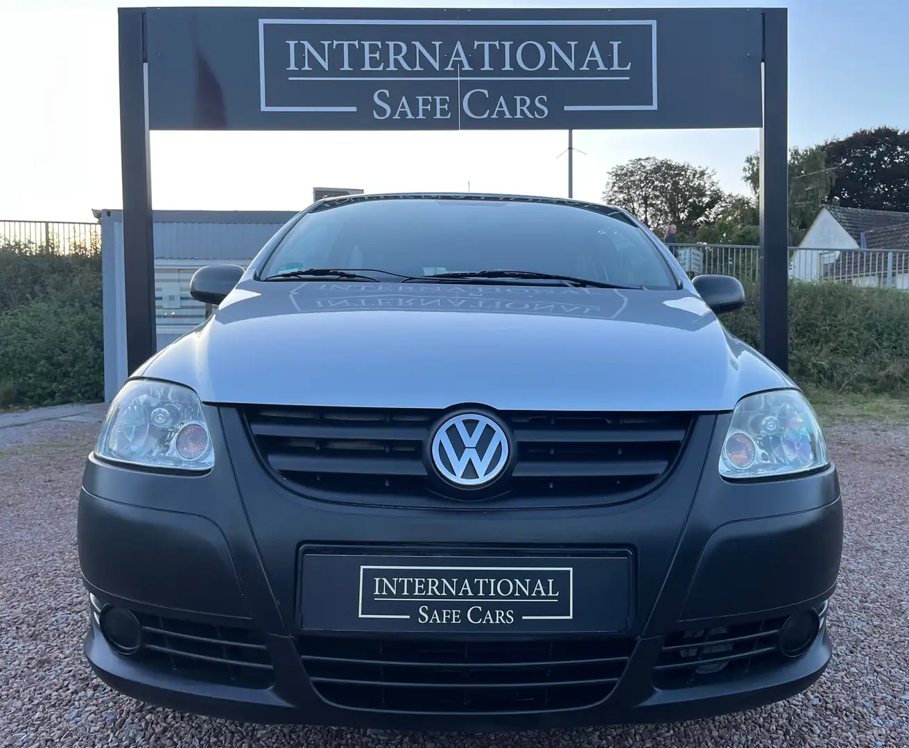 Volkswagen Fox 1.2 / 2.Hand / TÜV / AUX / Alwetterreifen neu Silber - 2