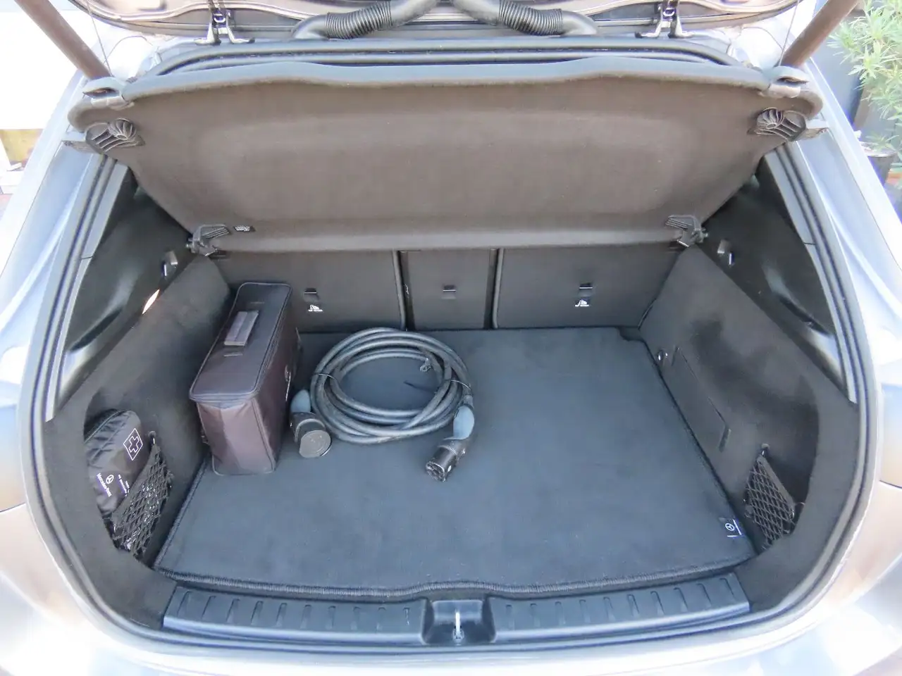 Mercedes-Benz EQA 250 Autom. Leder Ambiente Klima Sitzheizung, миниатюра 8