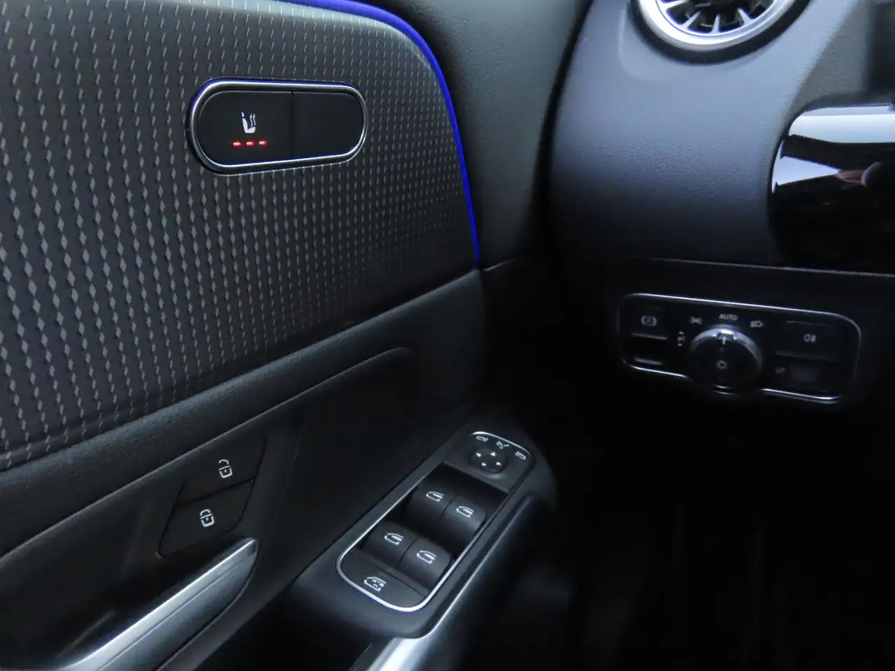 Mercedes-Benz EQA 250 Autom. Leder Ambiente Klima Sitzheizung, миниатюра 17