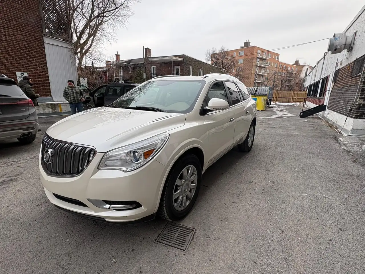 Buick Enclave снимка Buick Enclave