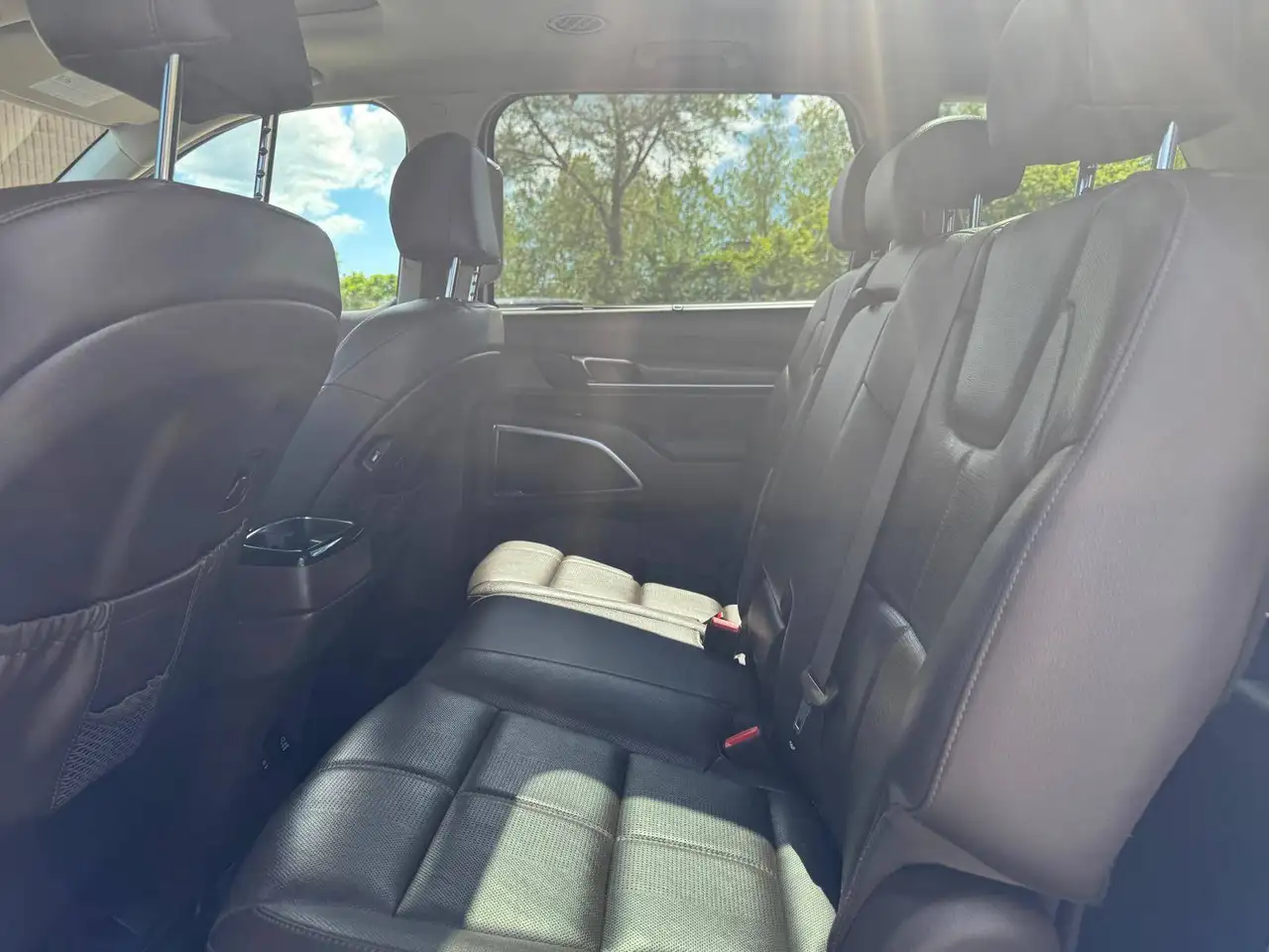 Kia Telluride photo Kia Telluride