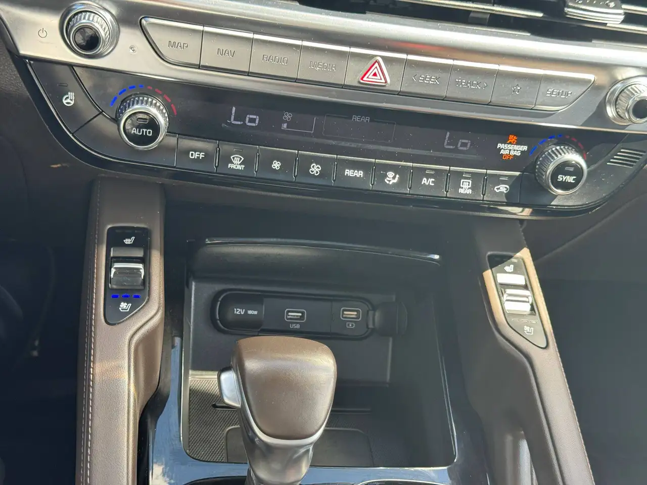 Kia Telluride photo Kia Telluride