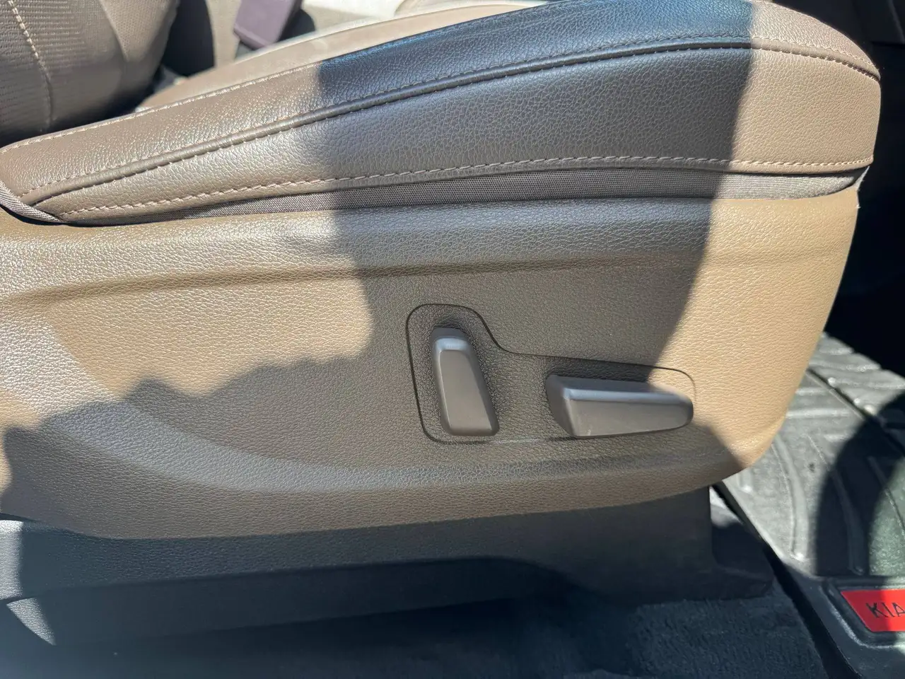 Kia Telluride photo Kia Telluride