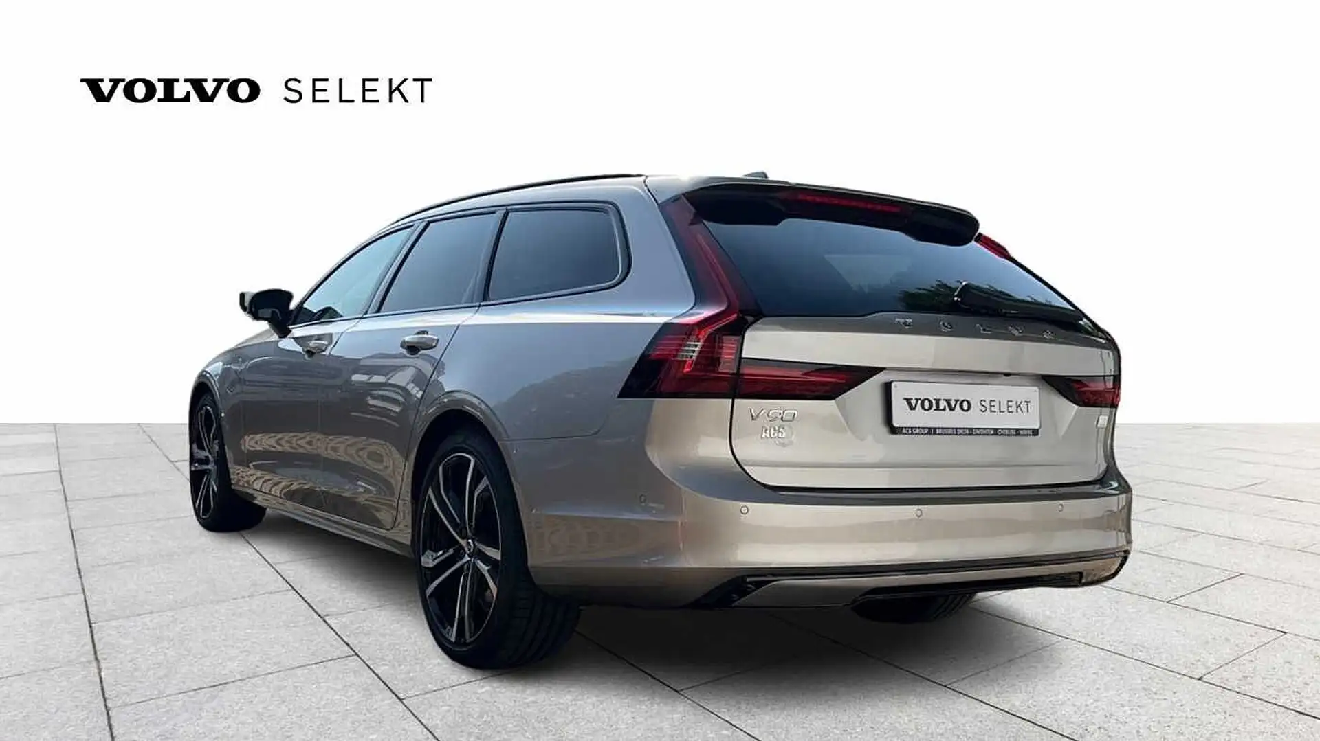 Volvo V90 Recharge Ultimate Dark, T6 Plug-in Hybrid Gris - 2