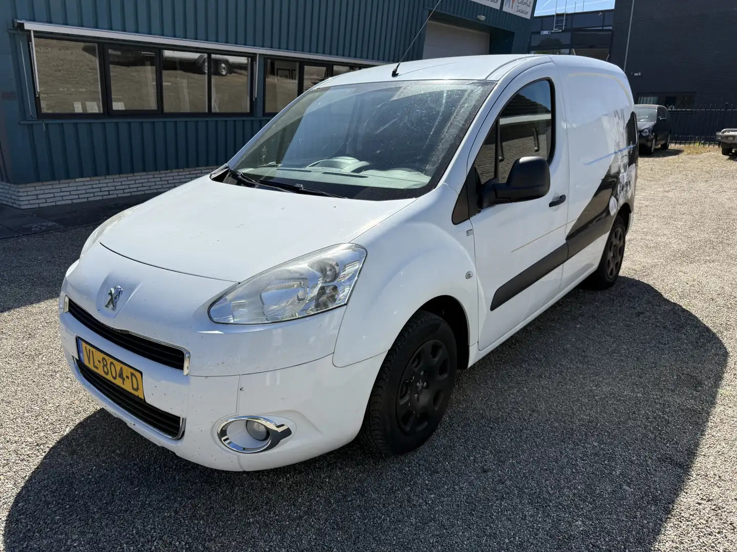 Peugeot Partner 122 1.6 HDI L1 XT Profit +. Airco,lage km !! Wit - 1